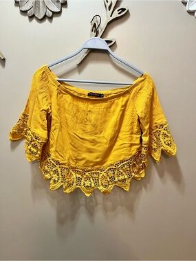 Crazy Train Yellow Off The Shoulder Boho Crochet Top Size Medium